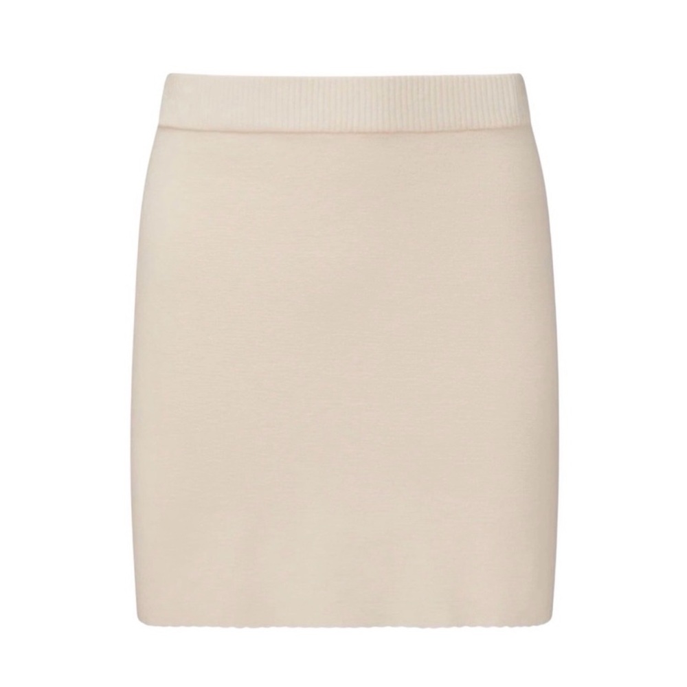 Rachel Parcell Scalloped Knit Mini Skirt in Pastel Mauve Pink Size Small NWT
